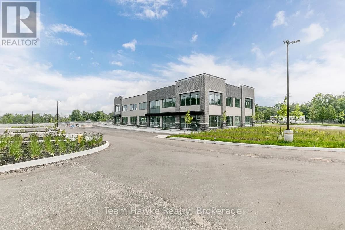 Retail for lease in Midland, ON