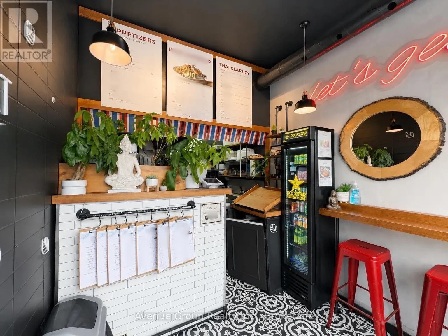 Restaurant for sale in Toronto (Englemount-Lawrence), ON